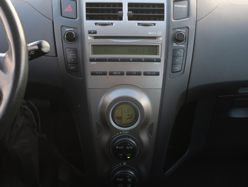 Toyota Yaris, 2009