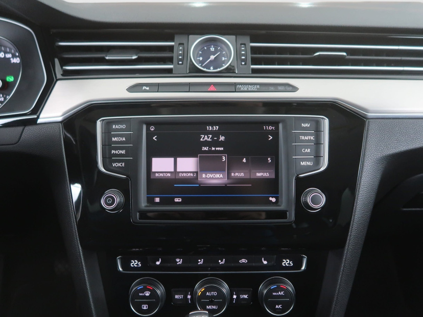 Volkswagen Passat, 2016