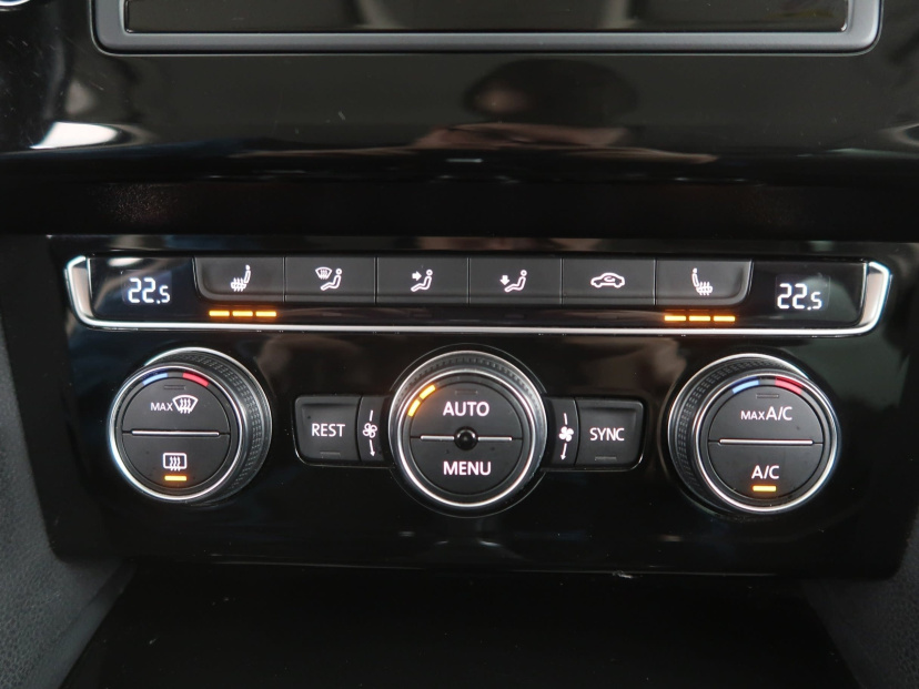 Volkswagen Passat, 2016
