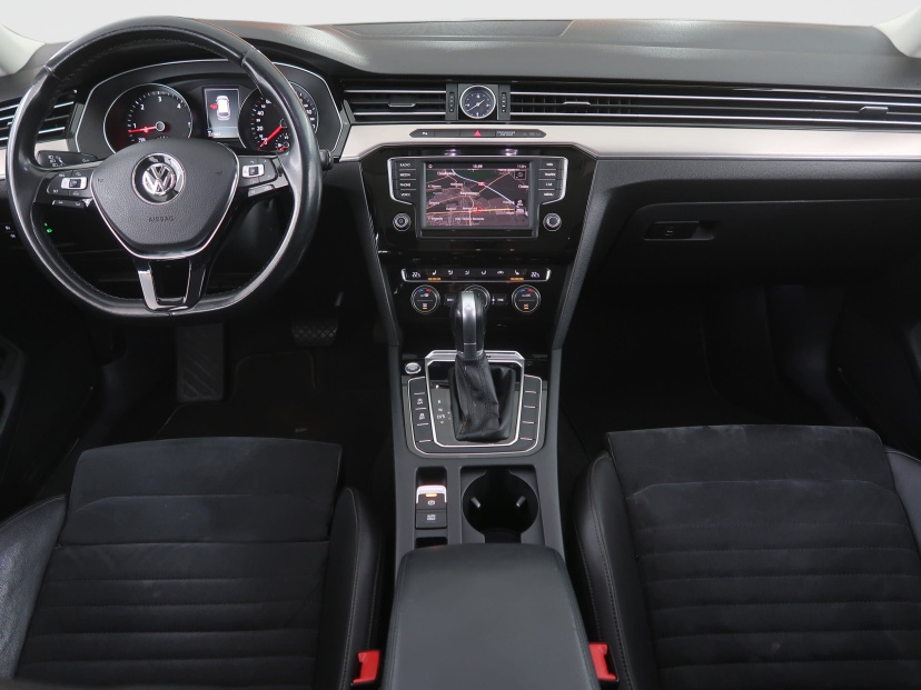 Volkswagen Passat, 2016