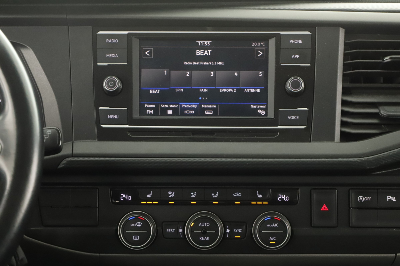 Volkswagen Caravelle - 2021