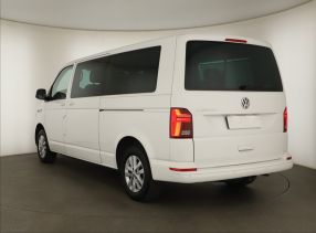 Volkswagen Caravelle - 2021