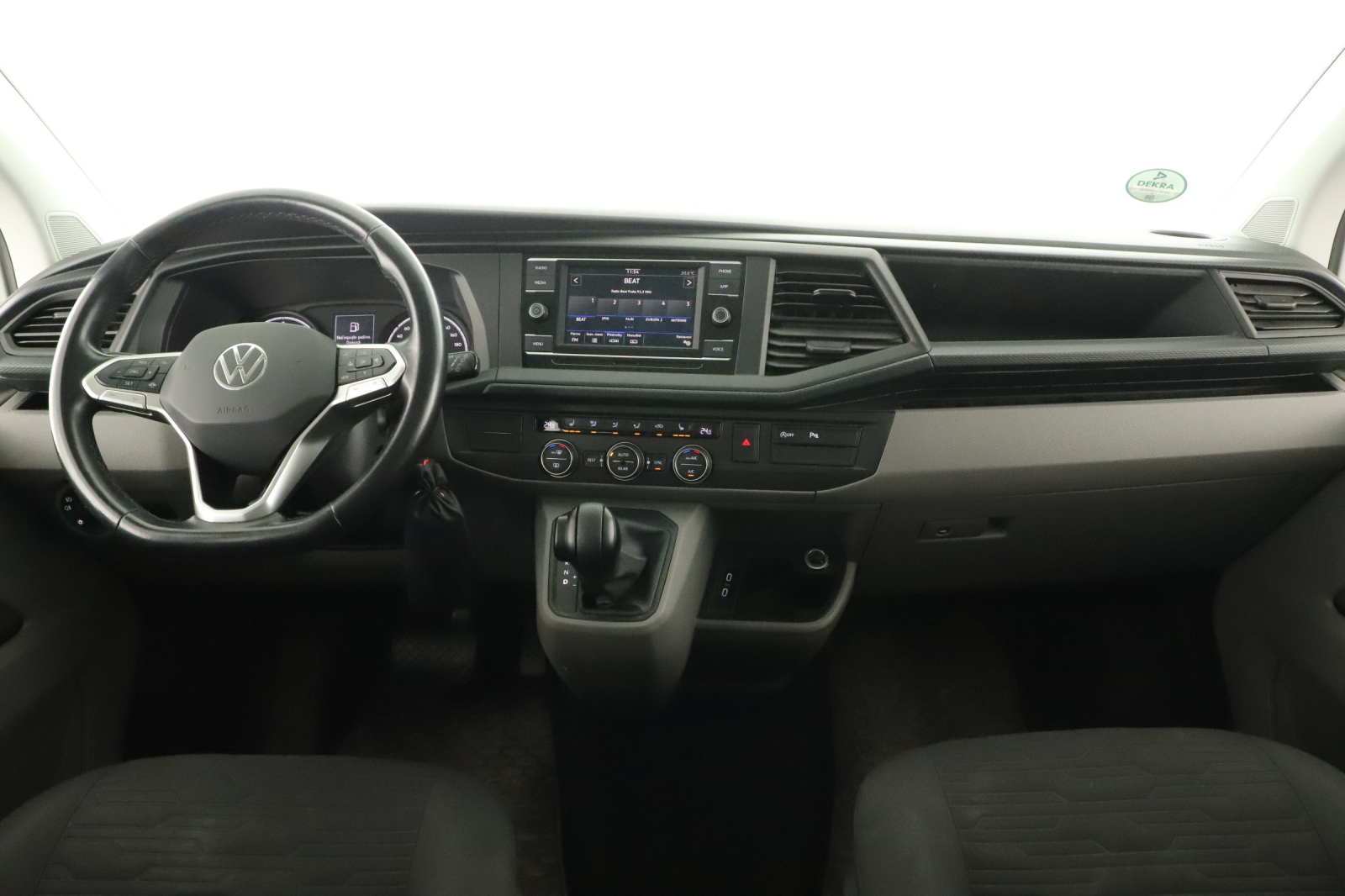 Volkswagen Caravelle - 2021