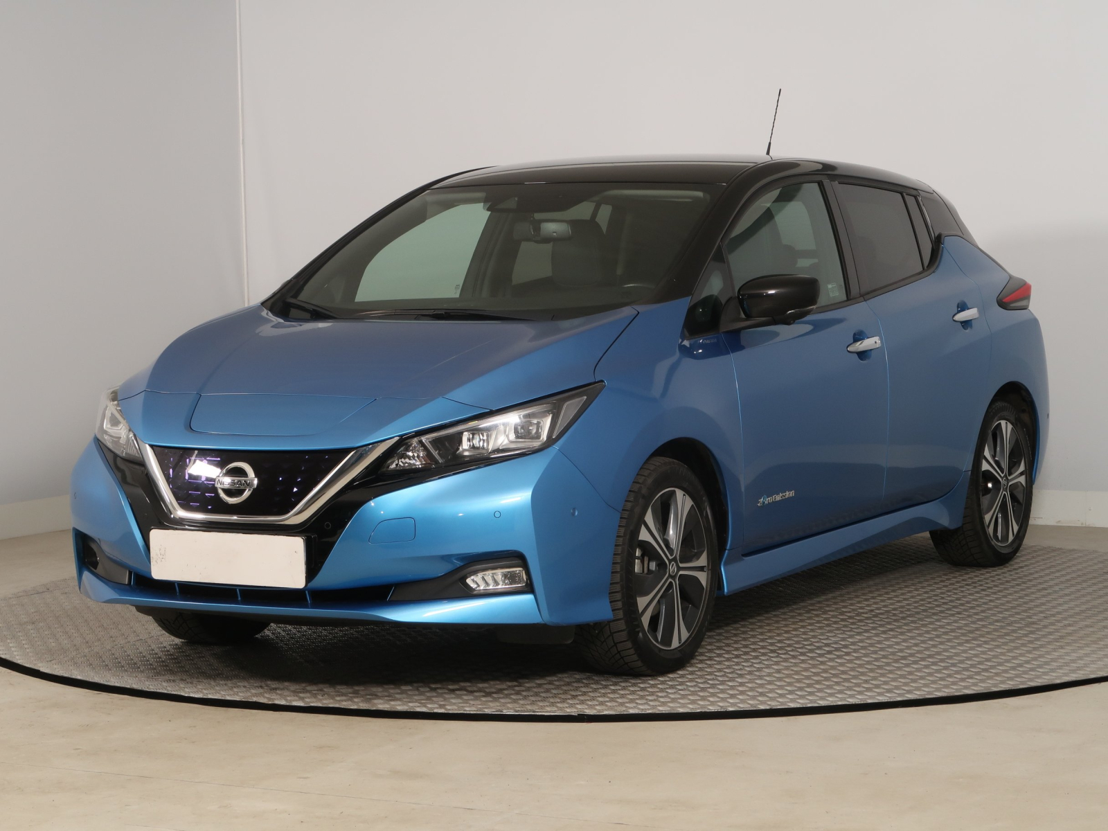 Nissan Leaf - 2022