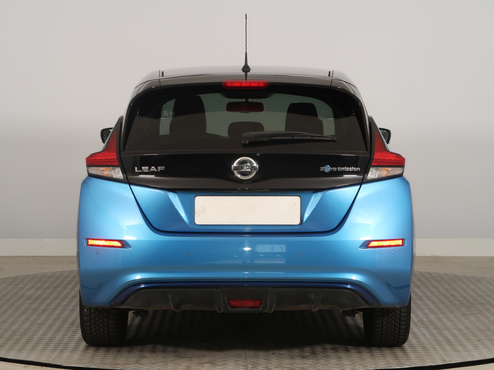 Nissan Leaf - 2022