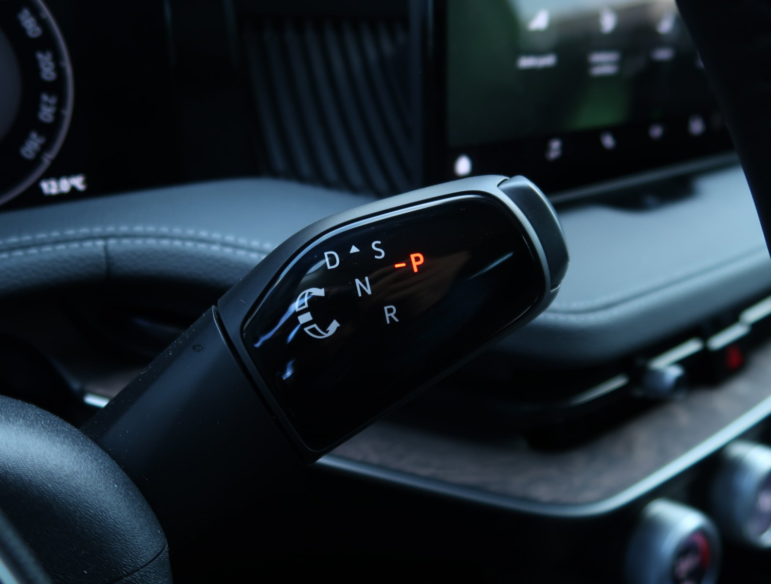 Škoda Superb - 2024