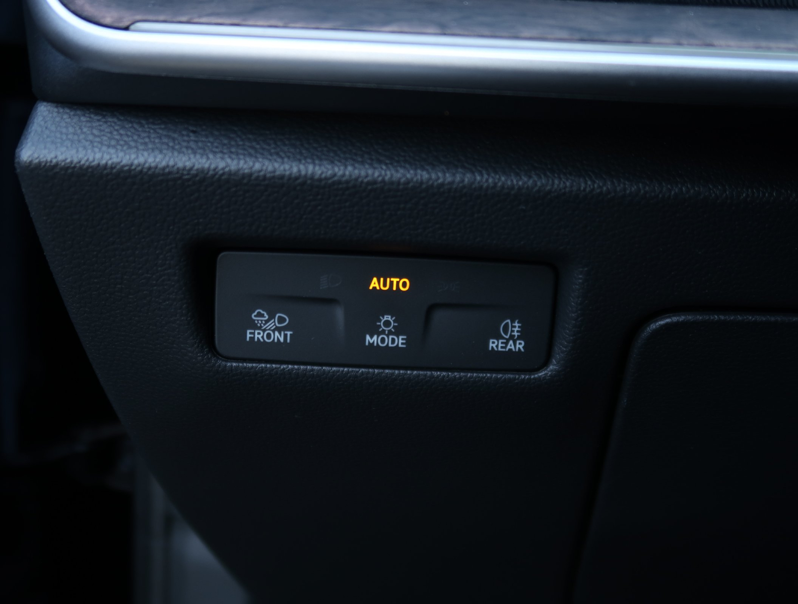 Škoda Superb - 2024