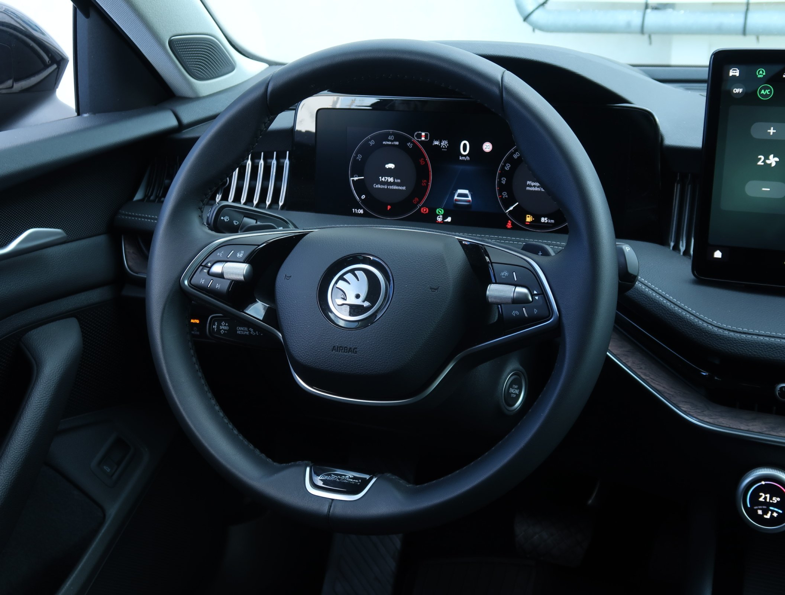 Škoda Superb - 2024