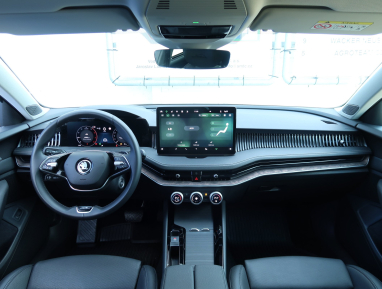 Škoda Superb - 2024