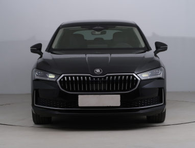 Škoda Superb - 2024