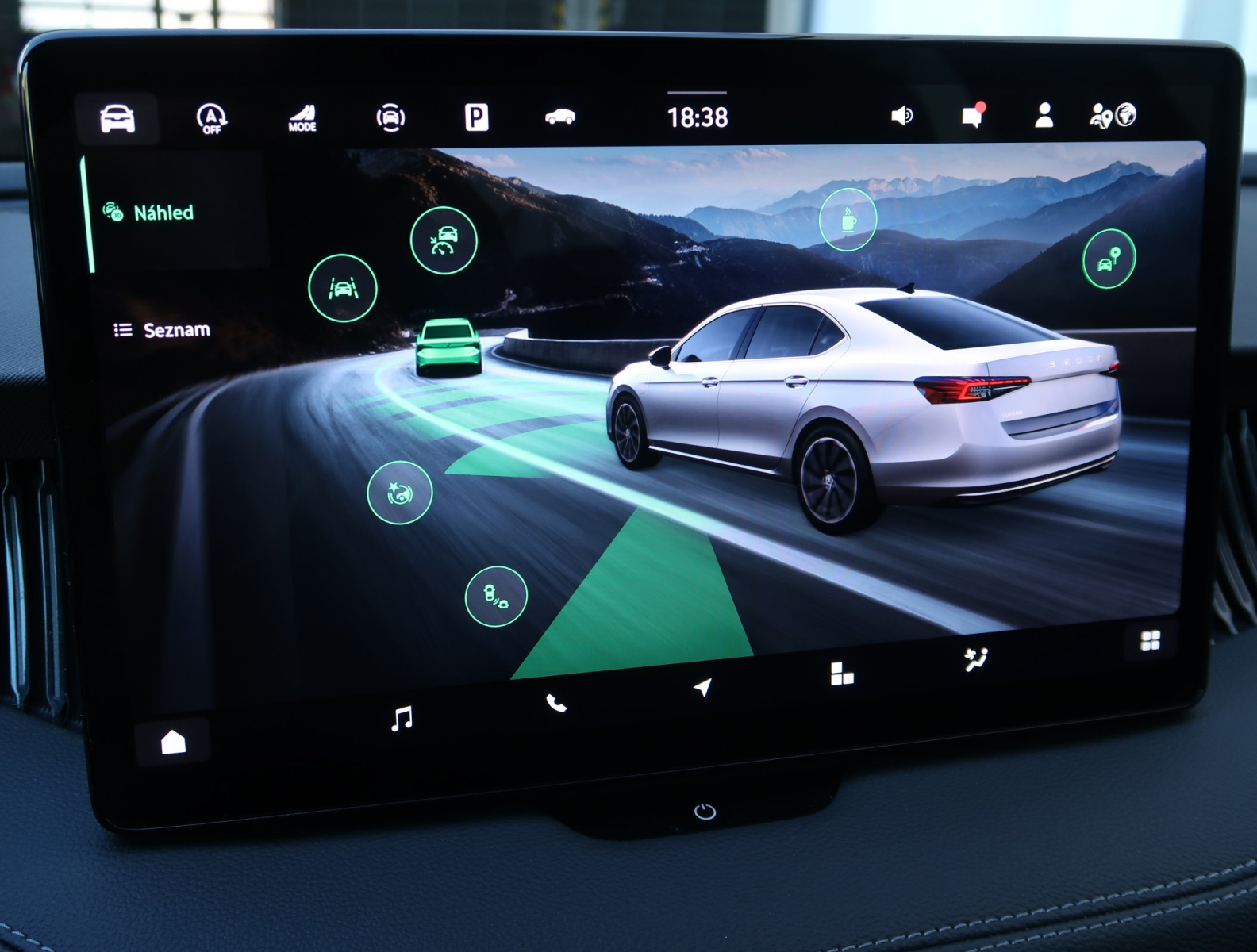 Škoda Superb - 2024