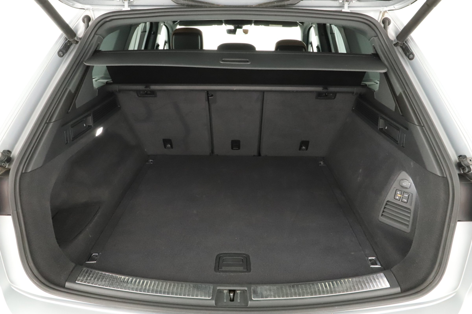 Volkswagen Touareg - 2020
