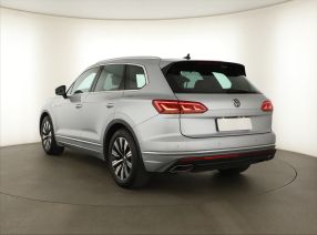 Volkswagen Touareg - 2020