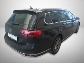 Volkswagen Passat - 2021