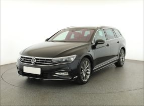 Volkswagen Passat - 2021