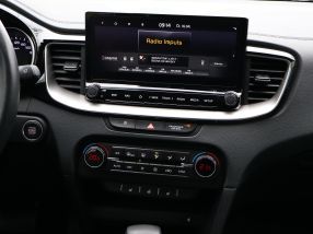 Kia XCeed - 2025