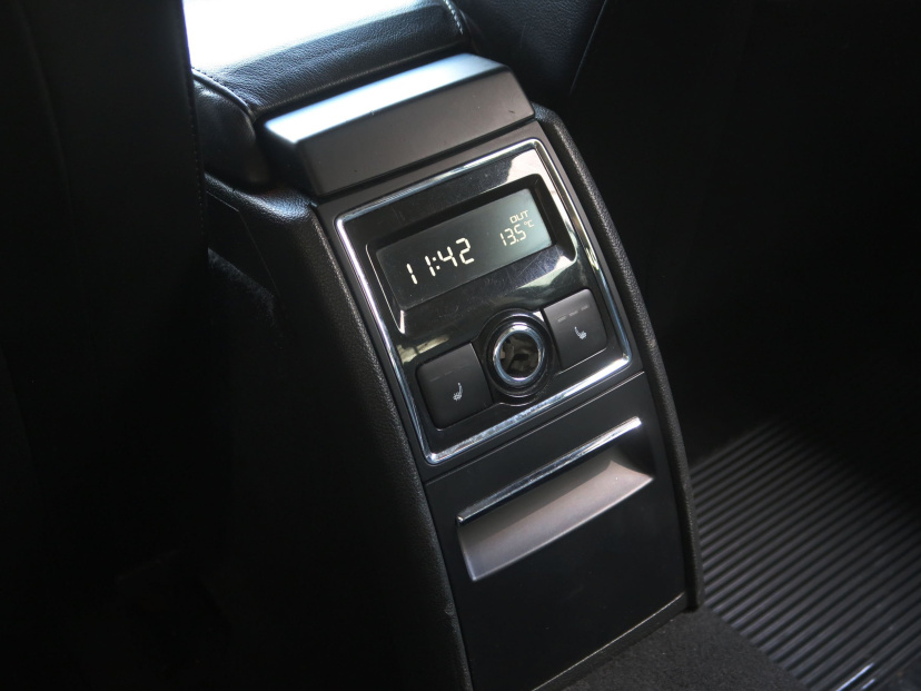 Škoda Superb, 2009