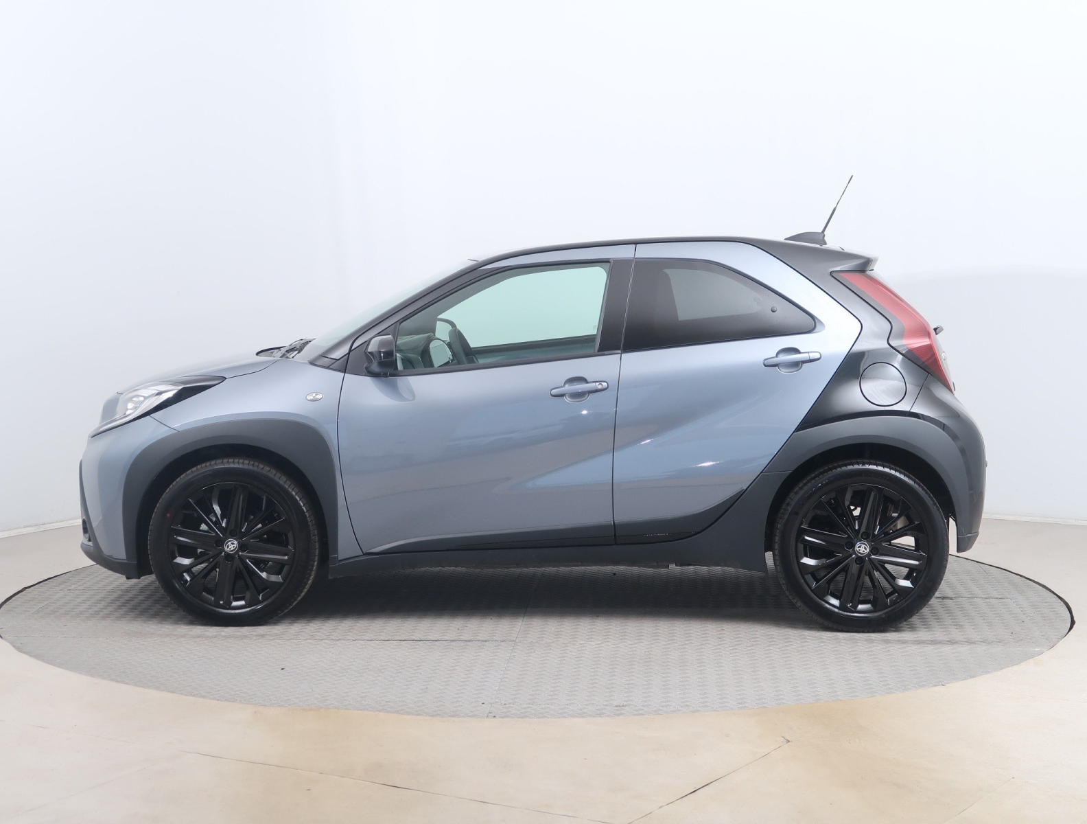 Toyota Aygo X - 2024