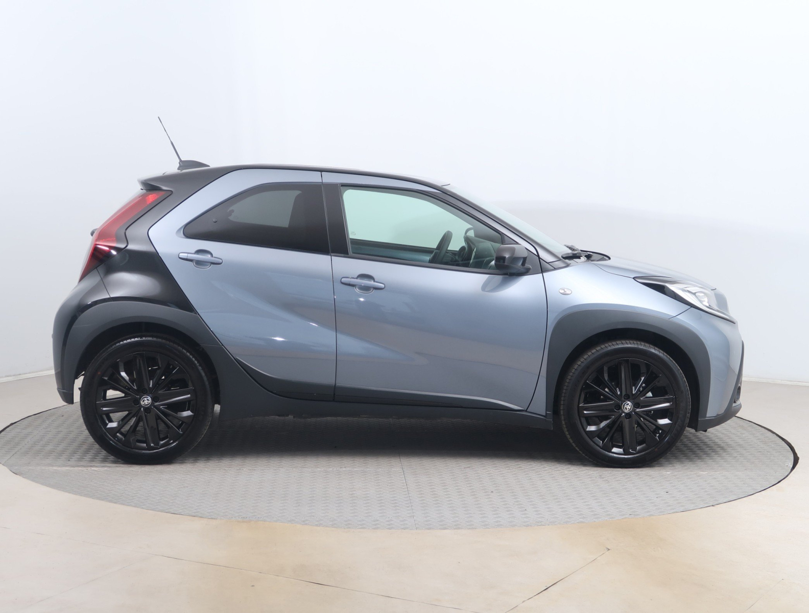 Toyota Aygo X - 2024