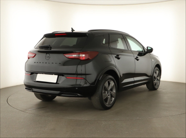 Opel Grandland - 2024