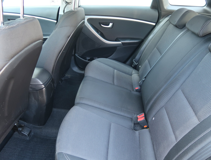Hyundai i30, 2016