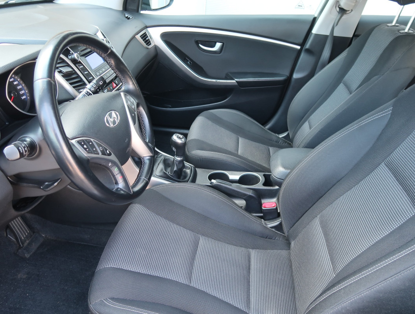 Hyundai i30, 2016
