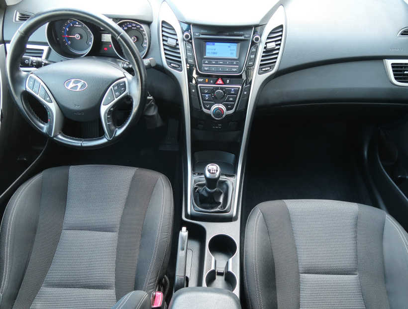 Hyundai i30, 2016