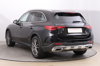 Mercedes-Benz GLC - 2024