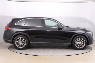 Mercedes-Benz GLC - 2024