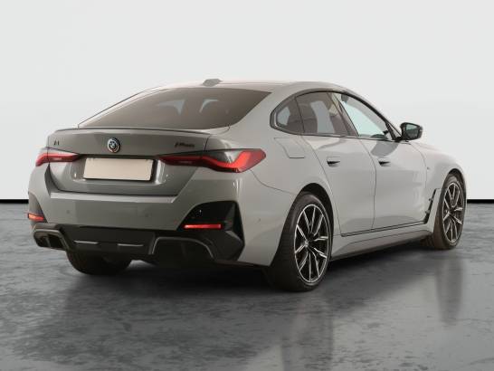 BMW i4 M50