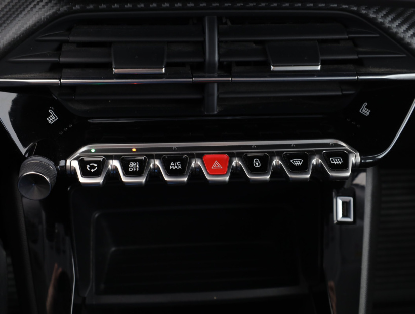 Peugeot 2008, 2021