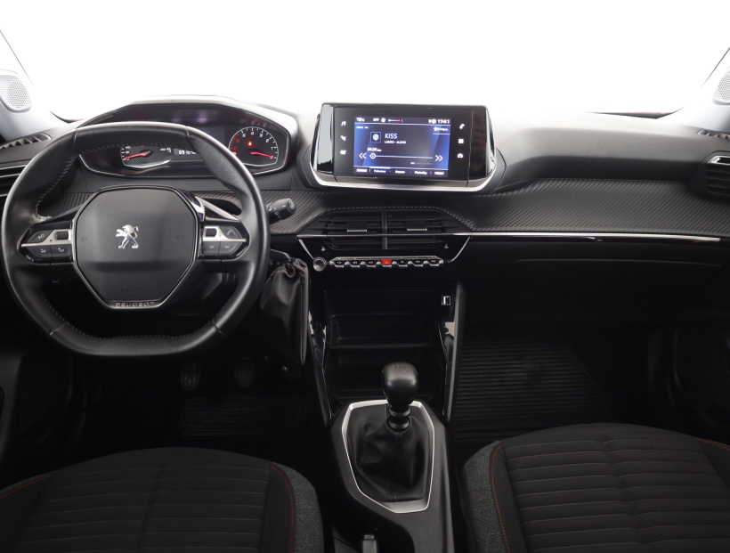 Peugeot 2008, 2021