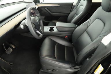 Tesla Model Y - 2023