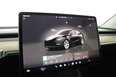 Tesla Model Y - 2023