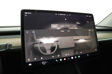 Tesla Model Y - 2023