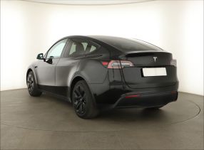 Tesla Model Y - 2023