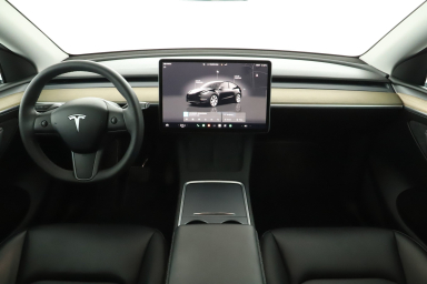 Tesla Model Y - 2023