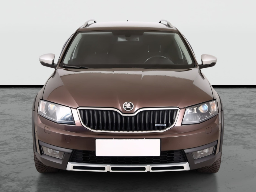 Škoda Octavia Scout, 2016