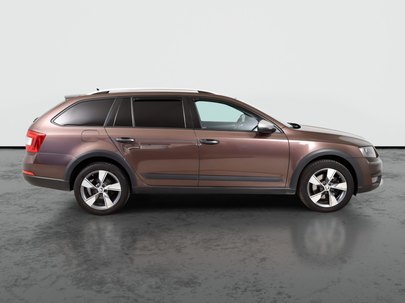 Škoda Octavia Scout, 2016