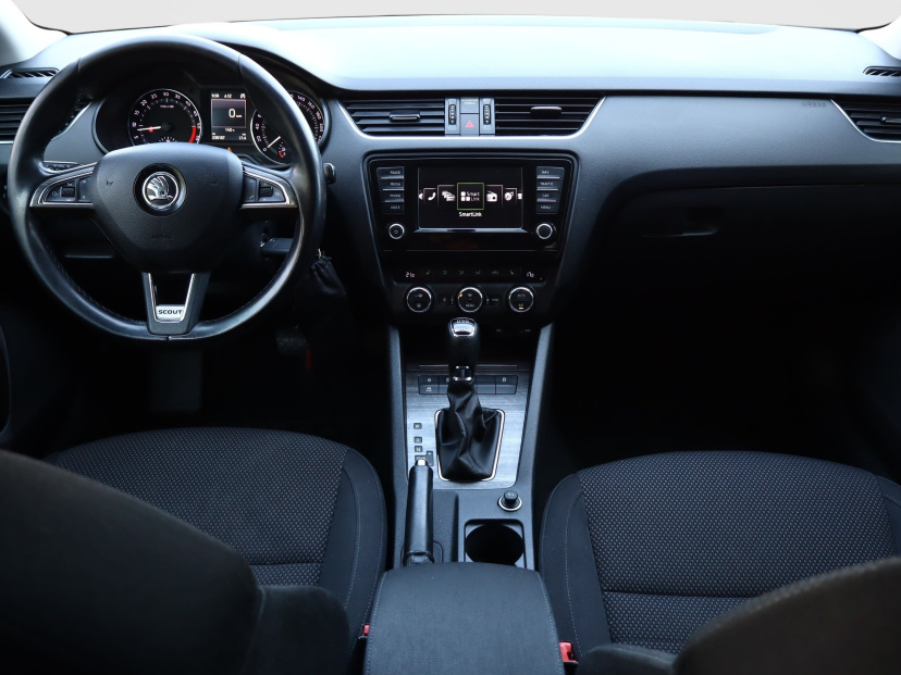 Škoda Octavia Scout, 2016