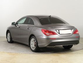 Mercedes-Benz CLA - 2015