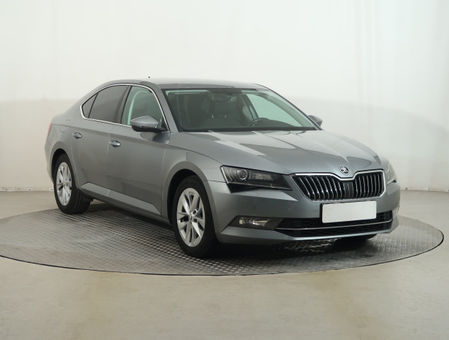 Škoda Superb 2019