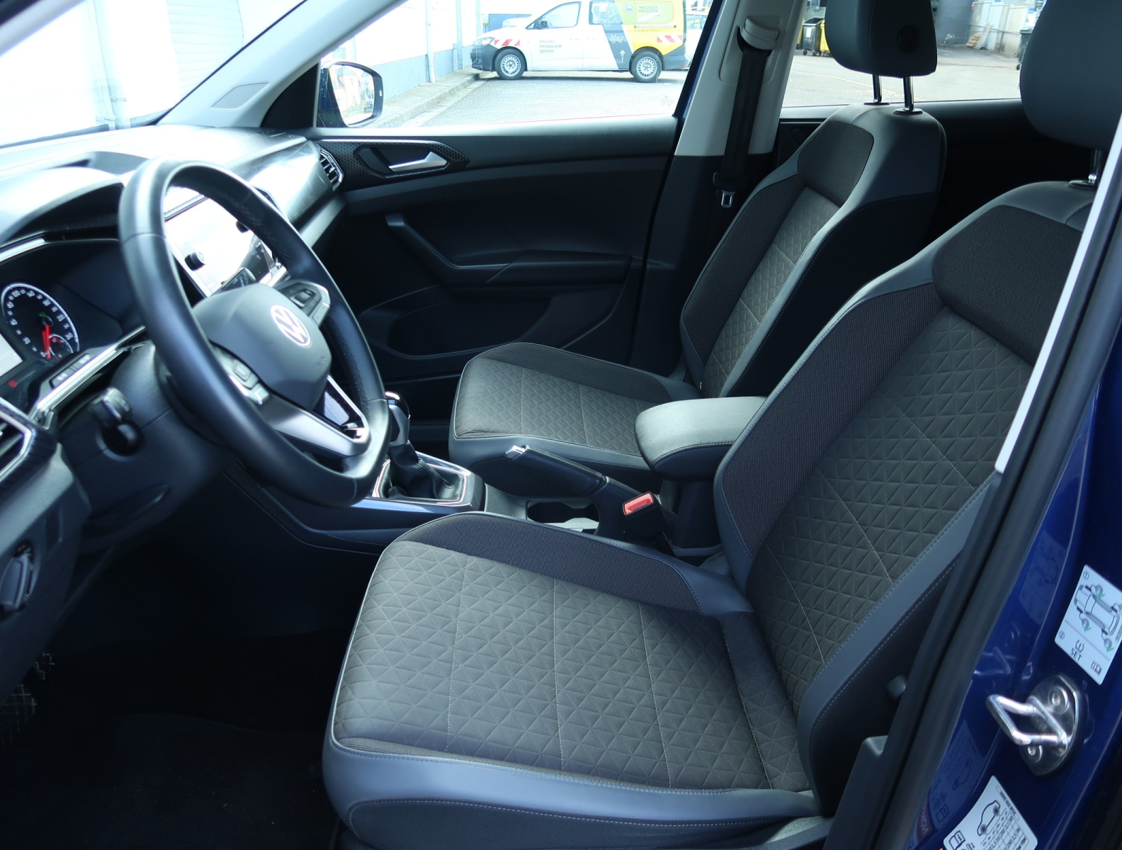 Volkswagen T-Cross - 2022