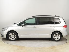 Volkswagen Touran - 2015