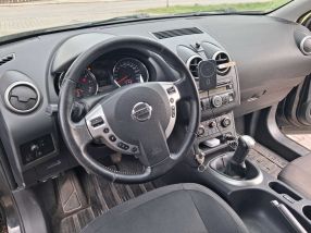 Nissan Qashqai - 2010