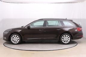 Škoda Superb - 2017