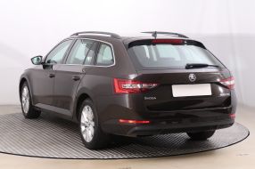 Škoda Superb - 2017