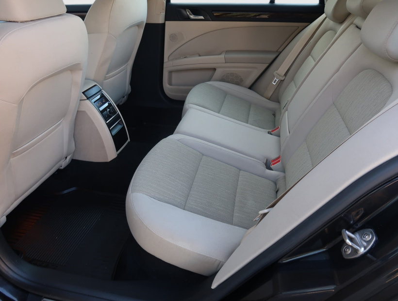 Škoda Superb, 2014