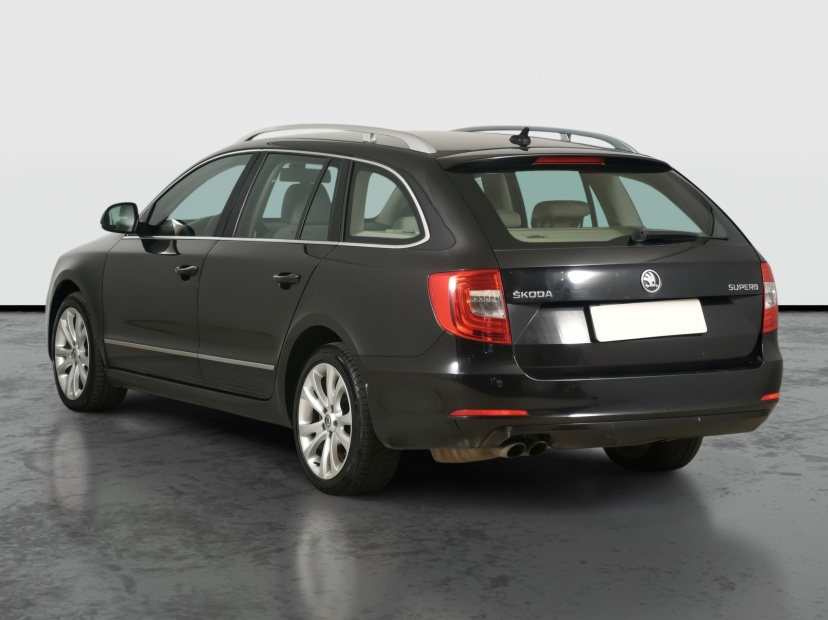 Škoda Superb, 2014