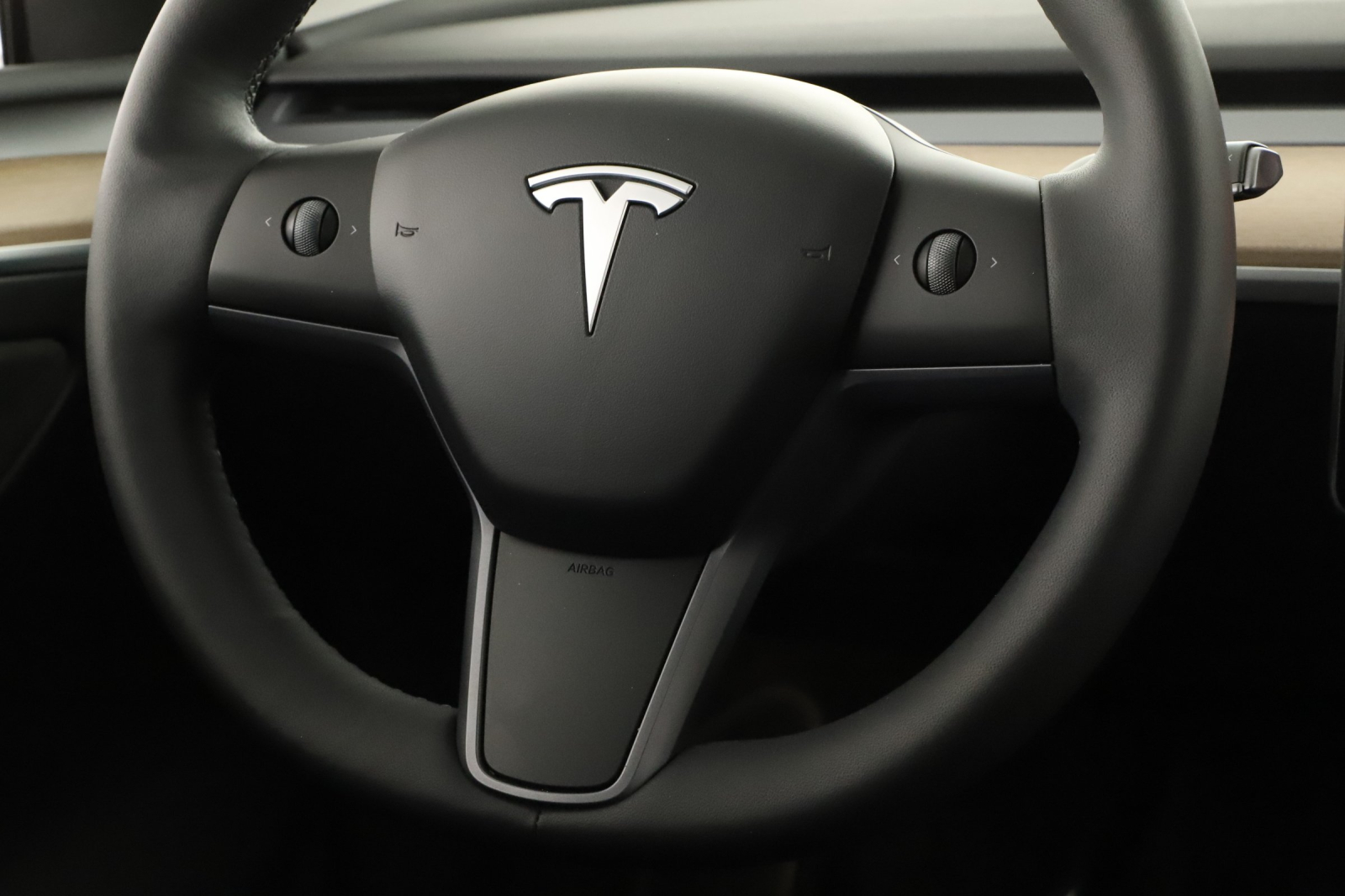 Tesla Model Y - 2022